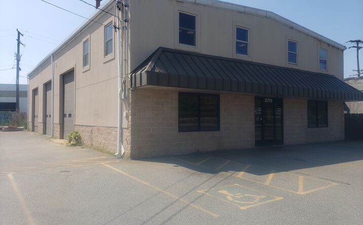 Pictures of Industrial property located at 2711 North Point Blvd, Dundalk, MD 21222 for lease - image #1