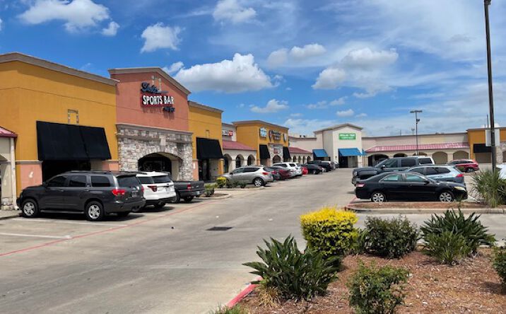 Pictures of Retail, Office, Restaurant property located at 3111 N Fry Rd, Katy, TX 77449 for lease - image #1