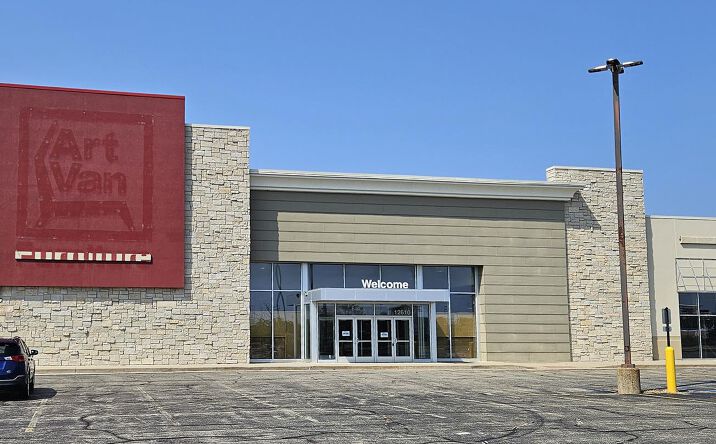 Pictures of Retail property located at 12610 Felch St, Holland, MI 49424 for lease - image #1