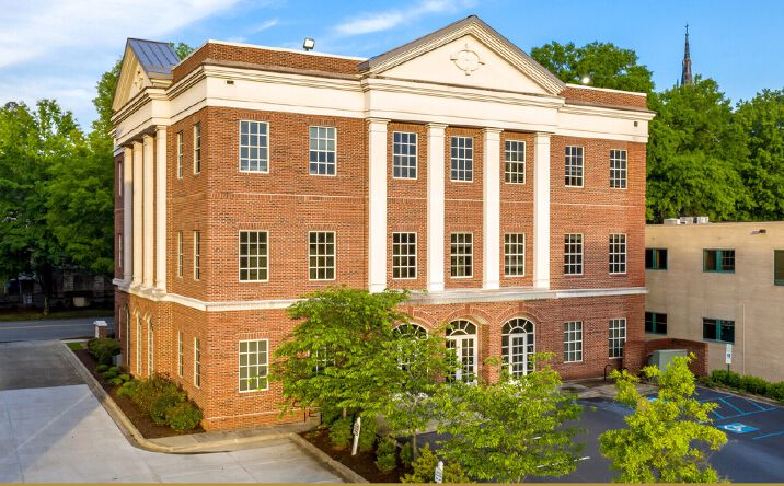 Pictures of Office property located at 1057 E Morehead St, Charlotte, NC 28204 for lease - image #1