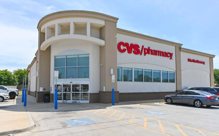 Pictures of Retail property located at 150 E Illinois Ave, Dallas, TX 75224 for lease - image #1