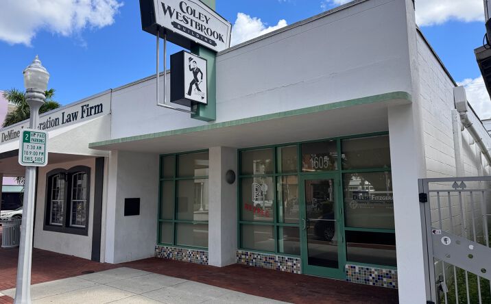 Pictures of Retail, Office property located at 1605 Hendry St, Fort Myers, FL 33901 for lease - image #1