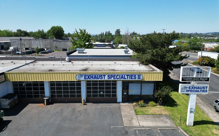 Pictures of Industrial property located at 8866 Southwest Old Tualatin-Sherwood Road, Tualatin, OR 97062 for lease - image #1