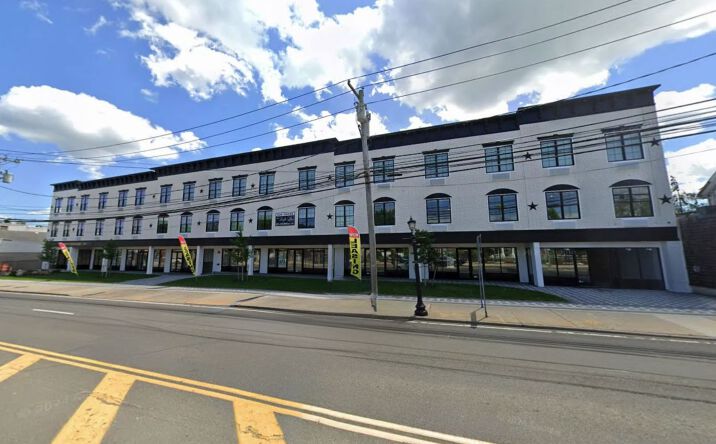 Pictures of Retail property located at 96 W Main St, Smithtown, NY 11787 for lease - image #1