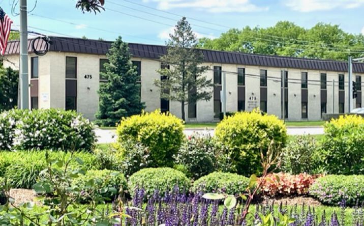 Pictures of Office property located at 475 W 55th Street, Countryside, IL 60525 for lease - image #1