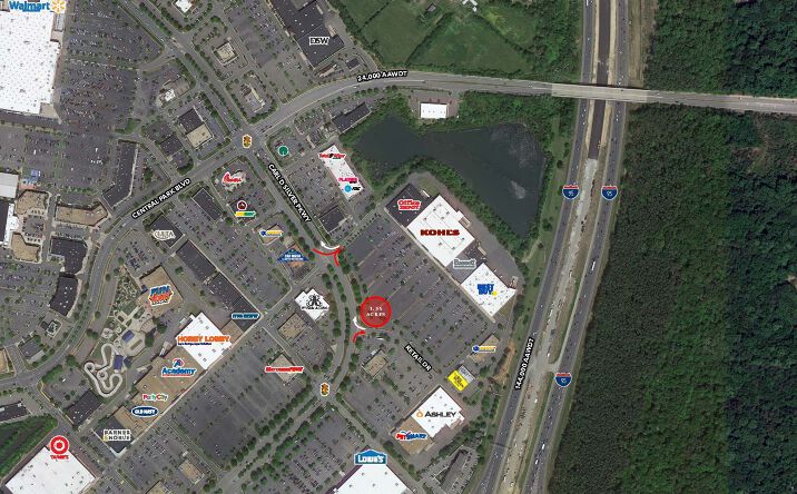 Pictures of Land, Retail property located at 1571 Carl D Silver Parkway, Fredericksburg, VA 22401-4921 for lease - image #1