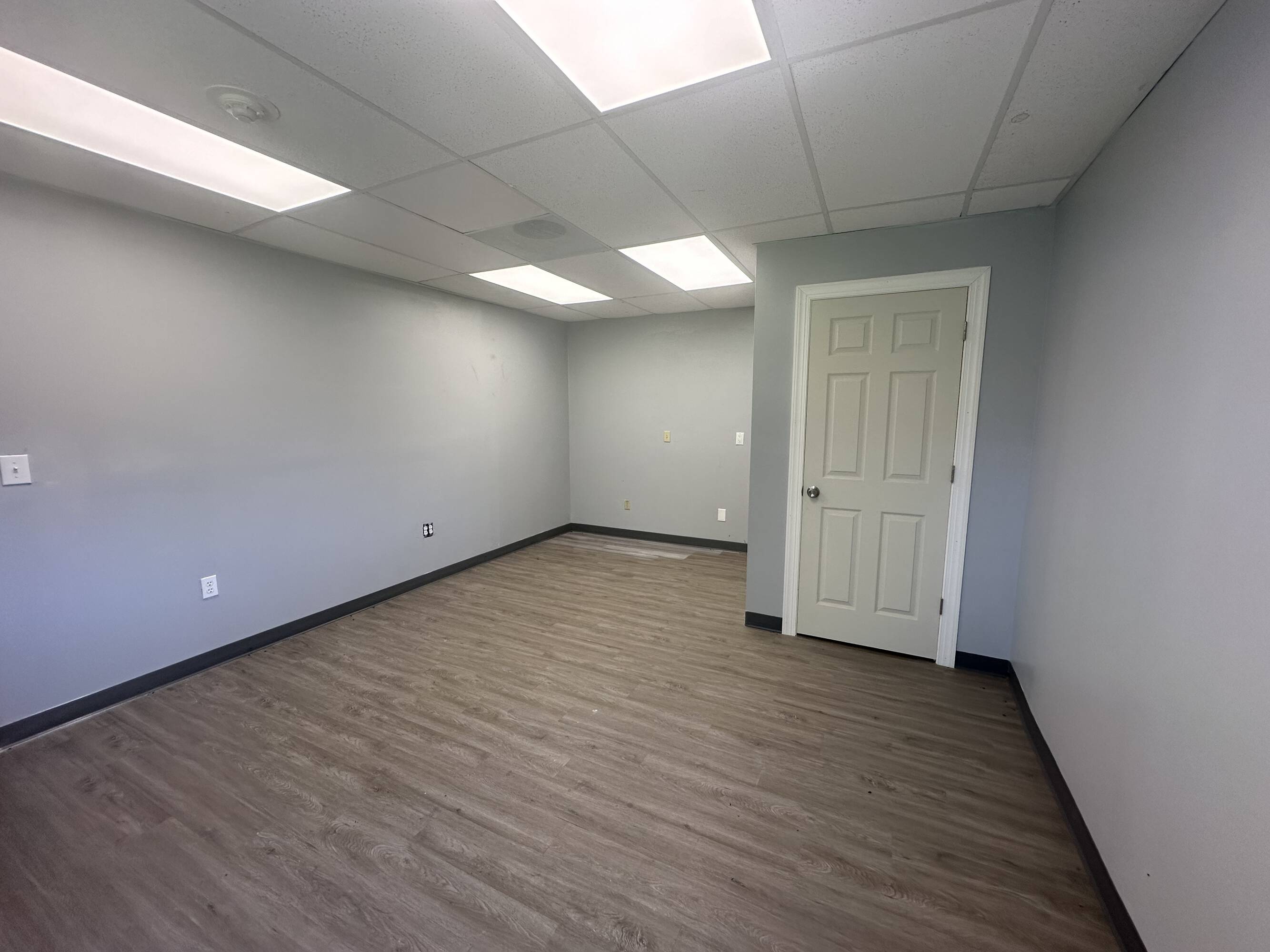 314 Lakeside Rd, Syracuse, NY 13209