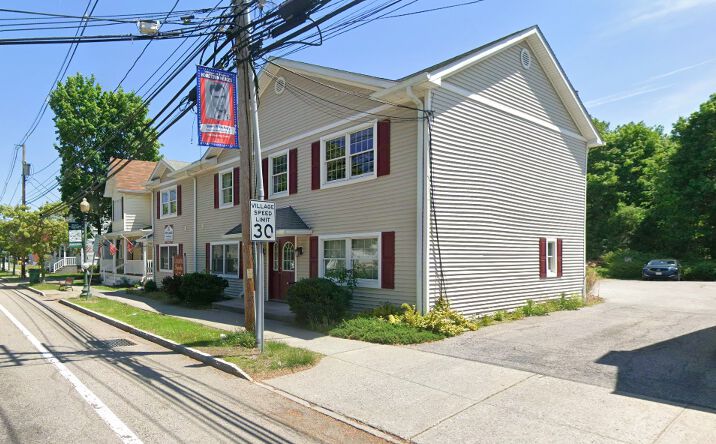 Pictures of Retail, Office property located at 1076 Main St, Fishkill, NY 12524 for lease - image #1