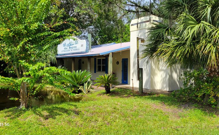 Pictures of Office property located at 280 Dirksen Dr, DeBary, FL 32713 for lease - image #1