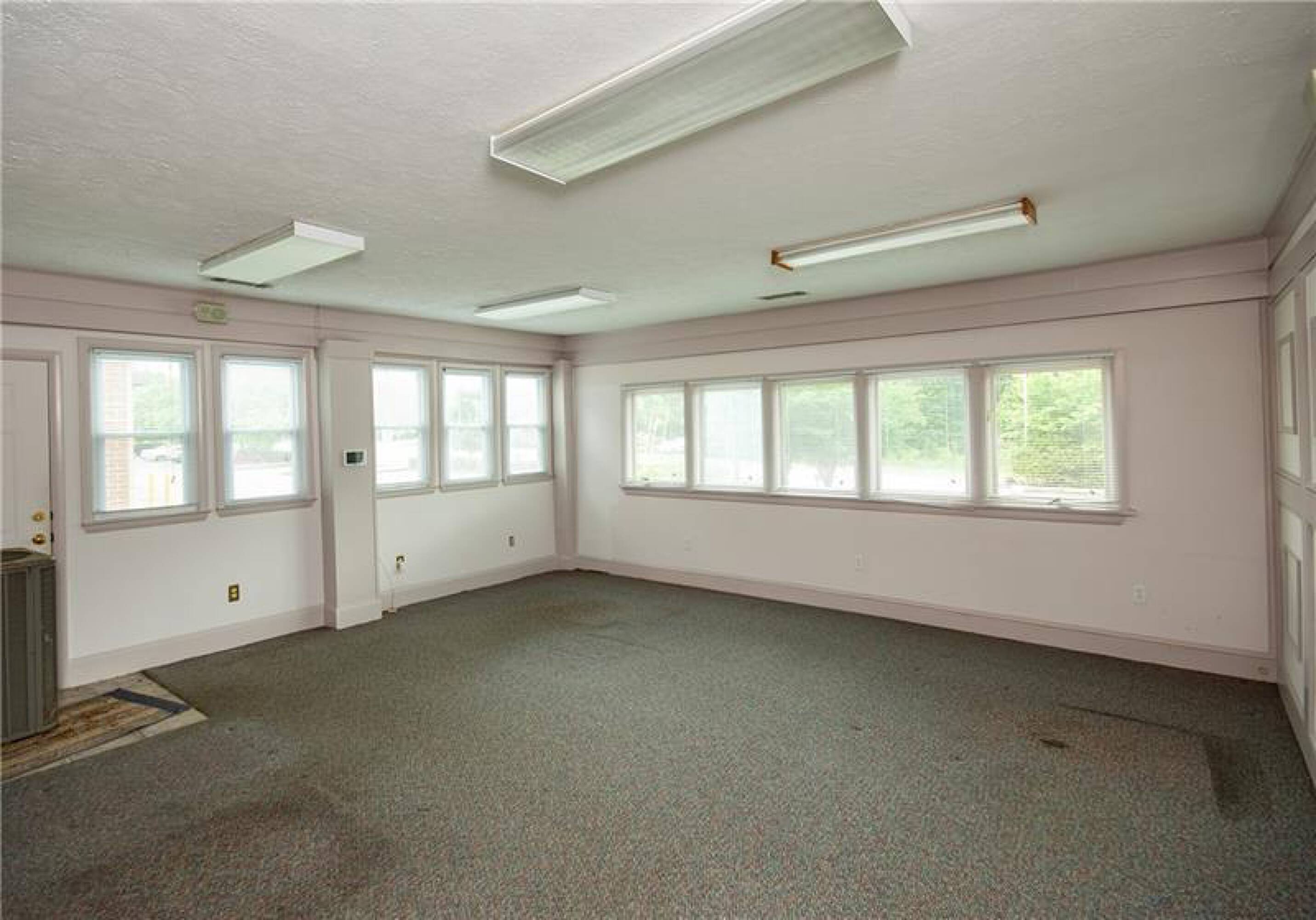 2407 Lenora Church Road, Snellville, GA 30078