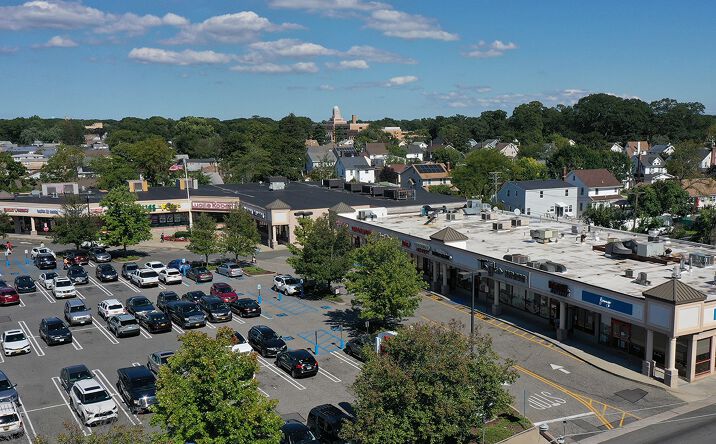 Pictures of Retail property located at 207-233 West Merrick Rd & 63 N, Valley Stream, NY 11580 for lease - image #1