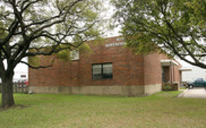 Pictures of Industrial property located at 9213 Sovereign Row, Dallas, TX 75247 for lease - image #1