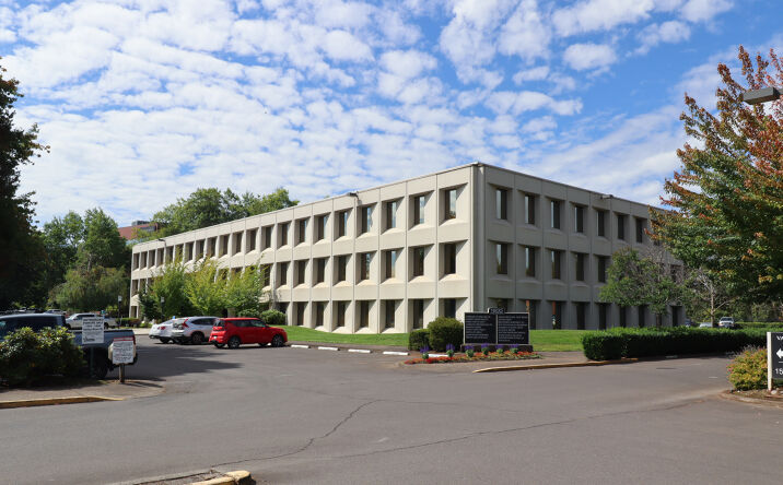 Pictures of Office property located at 1600 Valley River Dr, Eugene, OR 97401 for lease - image #1