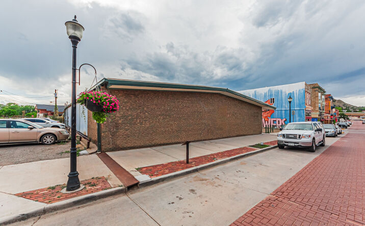 Pictures of Retail, Office property located at 323 N Commercial St, Trinidad, CO 81082 for lease - image #1