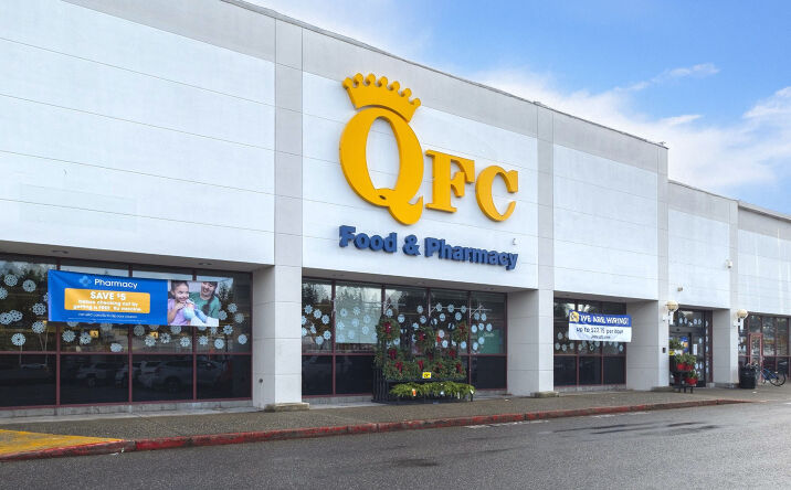 Pictures of Retail property located at 4817-4831 Evergreen Way, Everett, WA 98203 for lease - image #1