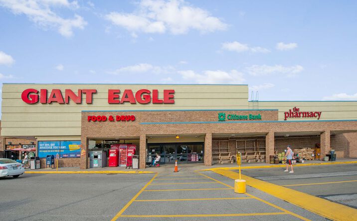 Pictures of Retail property located at 2525 West 12th Street, Millcreek Township, PA 16505 for lease - image #1