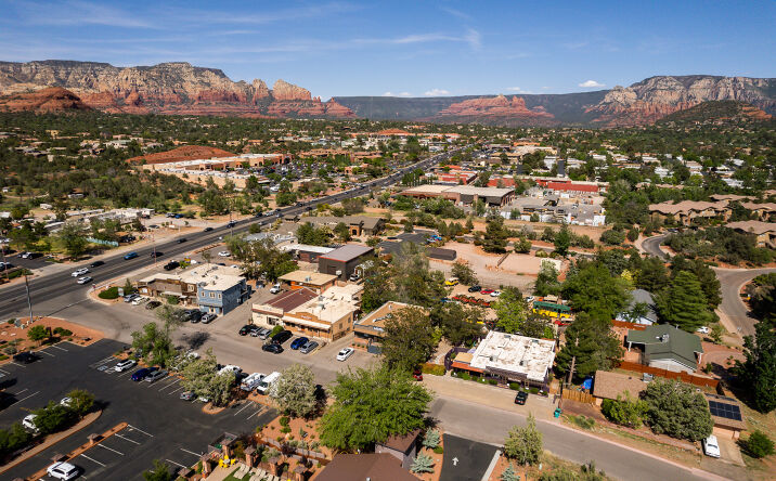 Pictures of Retail, Office, Special Purpose property located at 50 Stutz Bearcat Dr, Sedona, AZ 86336 for lease - image #1