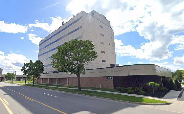 Pictures of Office property located at 515 N Washington Ave, Saginaw, MI 48607 for lease - image #1