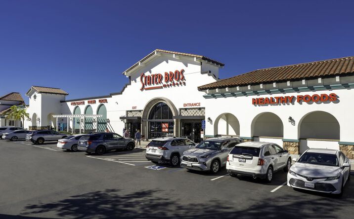 Pictures of Retail, Restaurant property located at 3742 Mission Ave, Oceanside, CA 92058 for lease - image #1