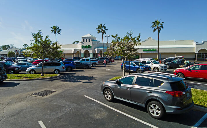Pictures of Retail property located at 1850 Ridgewood Ave, Holly Hill, FL 32117 for lease - image #1