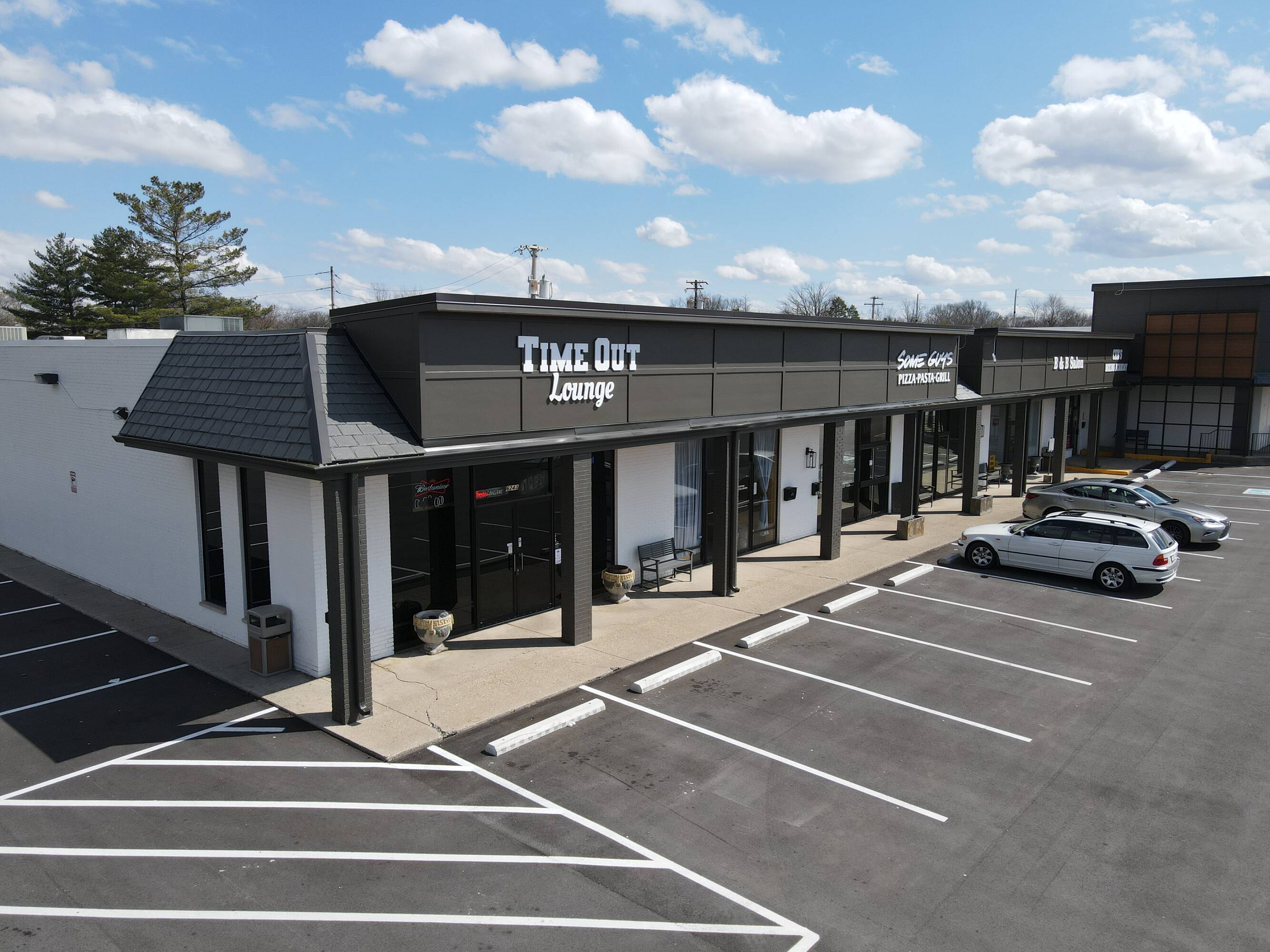 6225 Allisonville Rd, Indianapolis, IN 46220