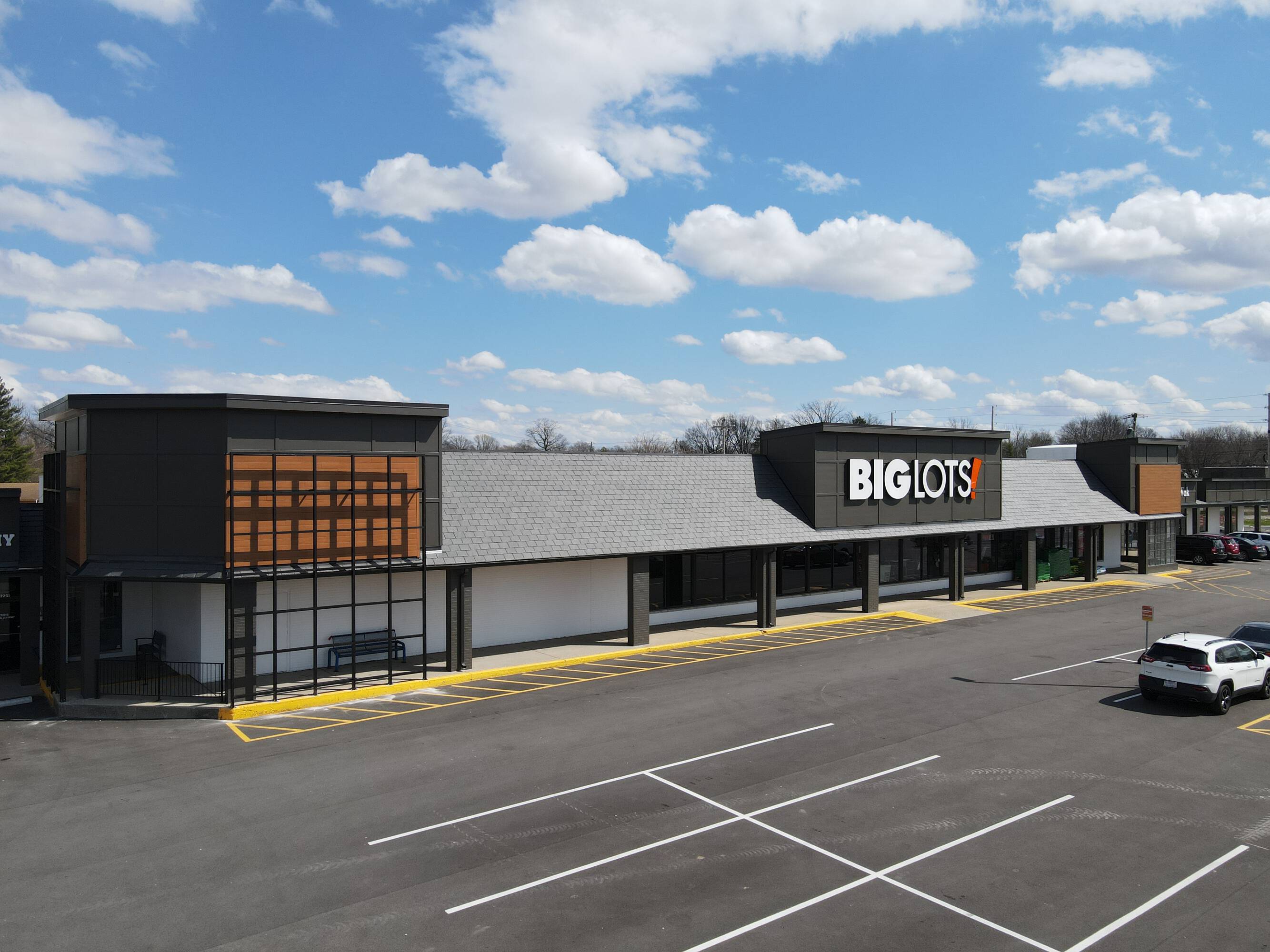 6225 Allisonville Rd, Indianapolis, IN 46220