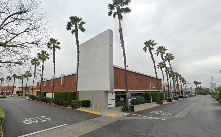 Pictures of Retail property located at 367 N Citrus Ave, Azusa, CA 91702 for lease - image #1