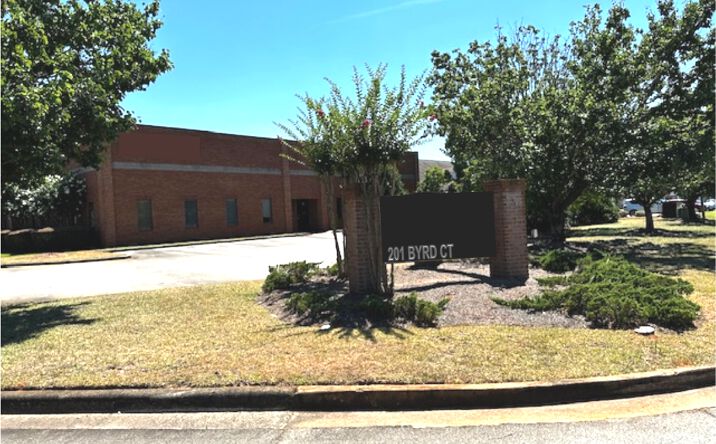 Pictures of Office, Land property located at 201 Byrd Ct, Warner Robins, GA 31088 for lease - image #1