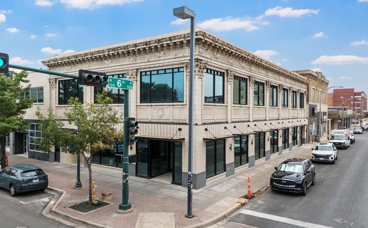 Pictures of Office, Land property located at 526 Austin Ave, Waco, TX 76701 for lease - image #1