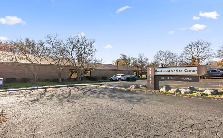 Pictures of Office property located at 28711 West 8 Mile Road, Livonia, MI 48152 for lease - image #1