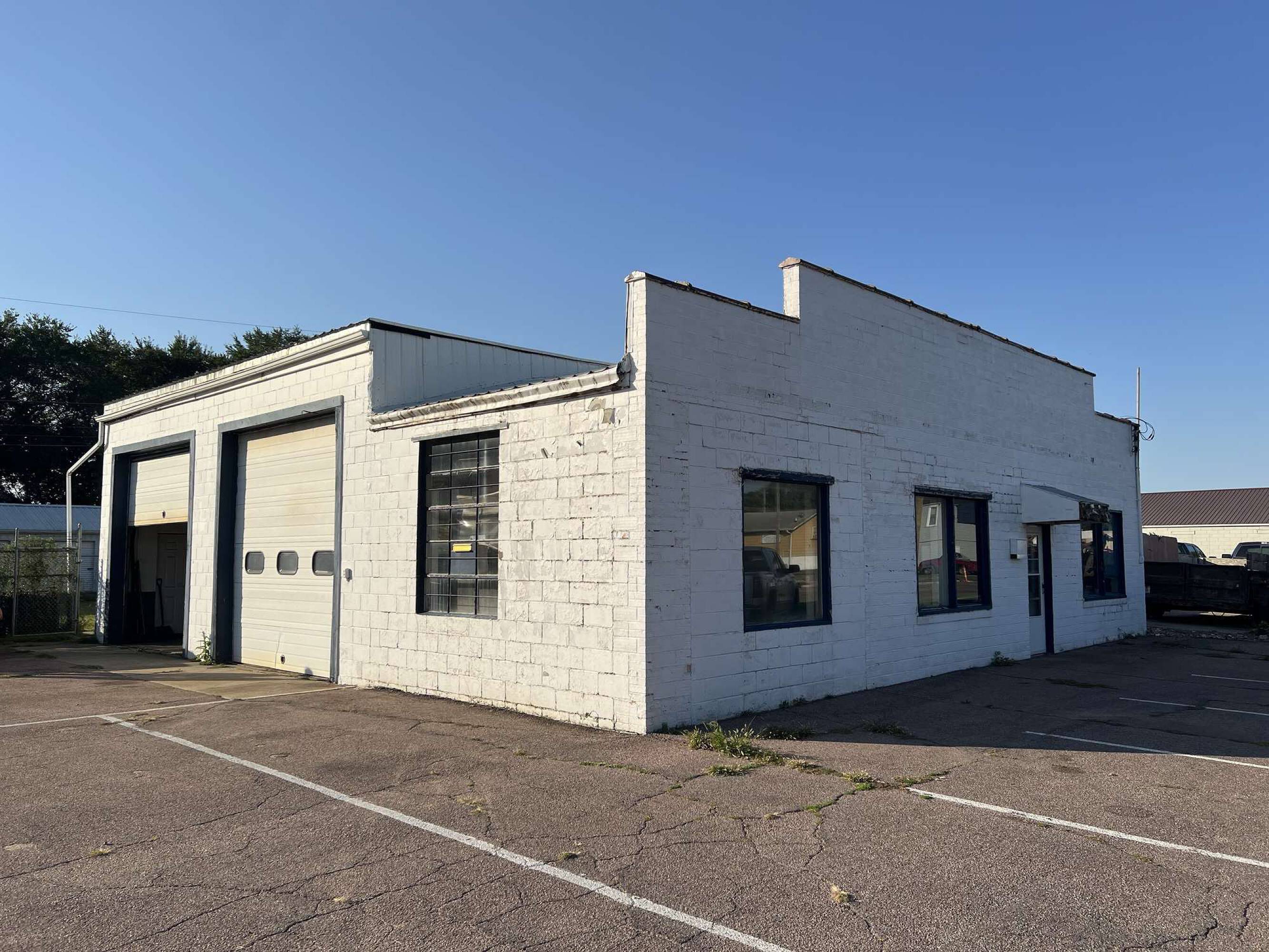 4208-10 Floyd Blvd, Sioux City, IA 51108 | Crexi.com
