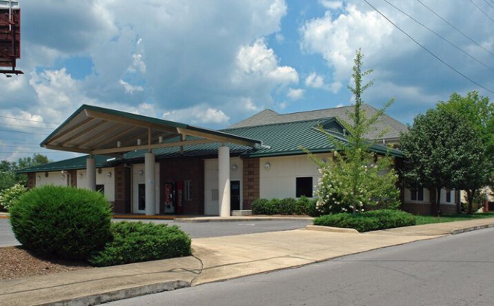 Pictures of Office property located at 308 8th St, Bristol, TN 37620 for lease - image #1