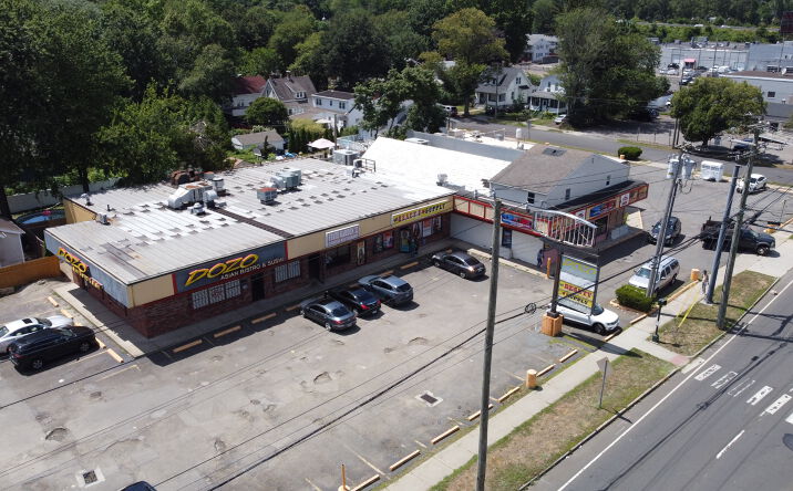 Pictures of Retail, Restaurant property located at 1460 Whalley Ave, New Haven, CT 06515 for lease - image #1