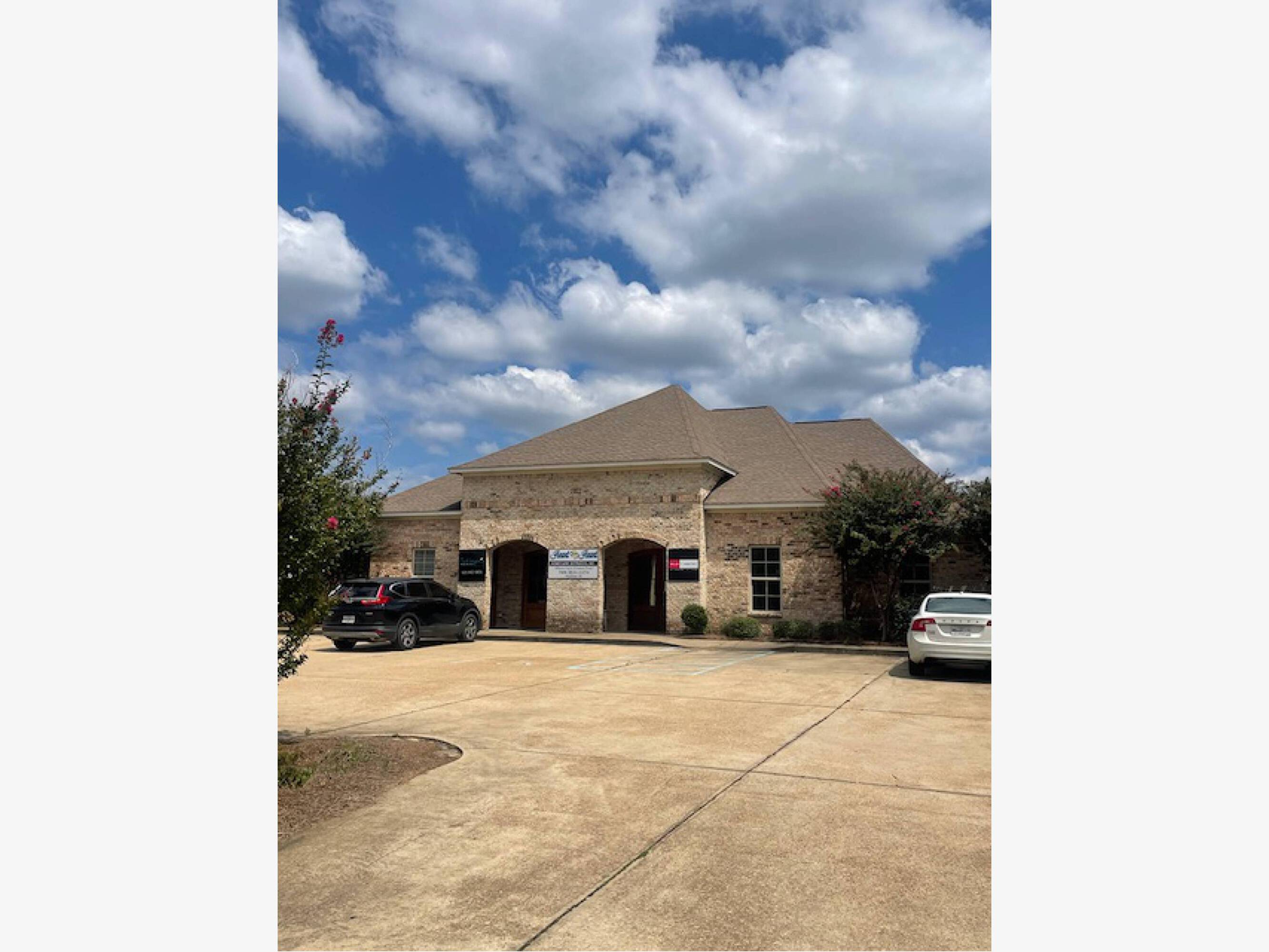 252 Katherine Dr, Flowood, MS 39232