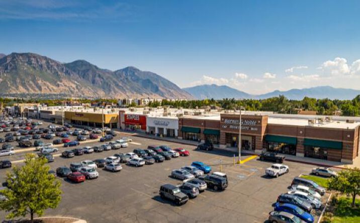 Pictures of Retail property located at 340 E University Pkwy, Orem, UT 84058 for sales - image #1