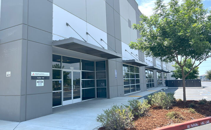 Pictures of Office, Industrial property located at 8670 Fruitridge Rd, Sacramento, CA 95826 for lease - image #1