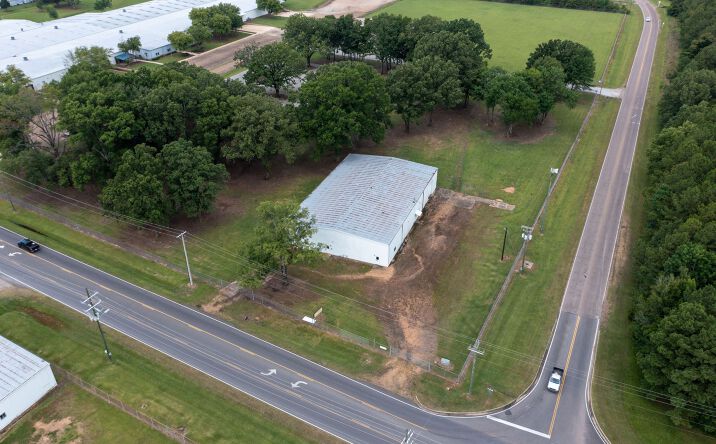 Pictures of Industrial property located at 212 Industrial Park Rd, Starkville, MS 39759 for lease - image #1