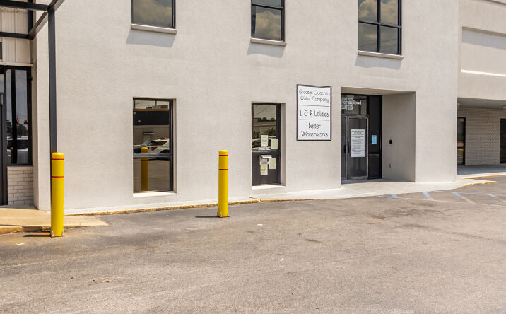 Pictures of Office property located at 401 Thomas Rd, West Monroe, LA 71292 for lease - image #1