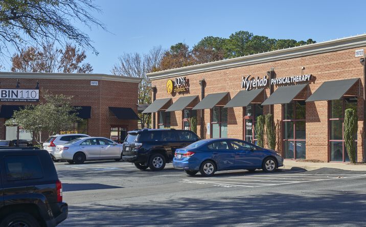Pictures of Retail property located at 19722 One Norman Drive, Cornelius, NC 28031 for lease - image #1