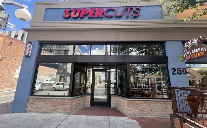 Pictures of Retail property located at 254 E Congress St, Tucson, AZ 85701 for lease - image #1