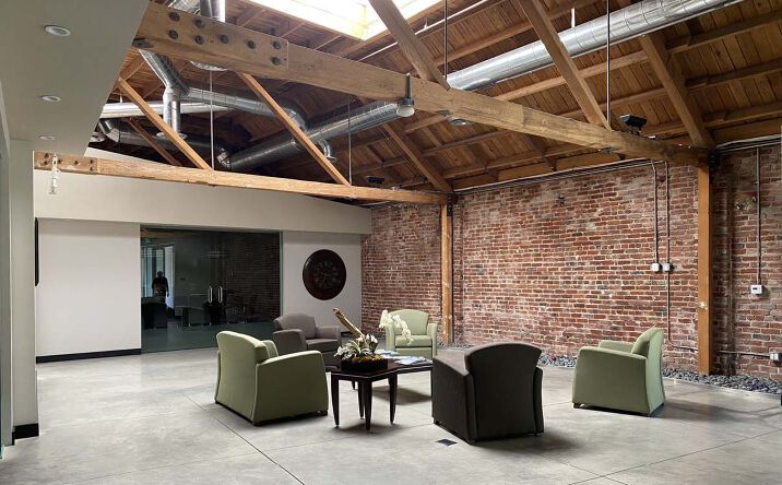 Pictures of Retail, Restaurant property located at 7469 Melrose Ave, Los Angeles, CA 90046 for lease - image #1
