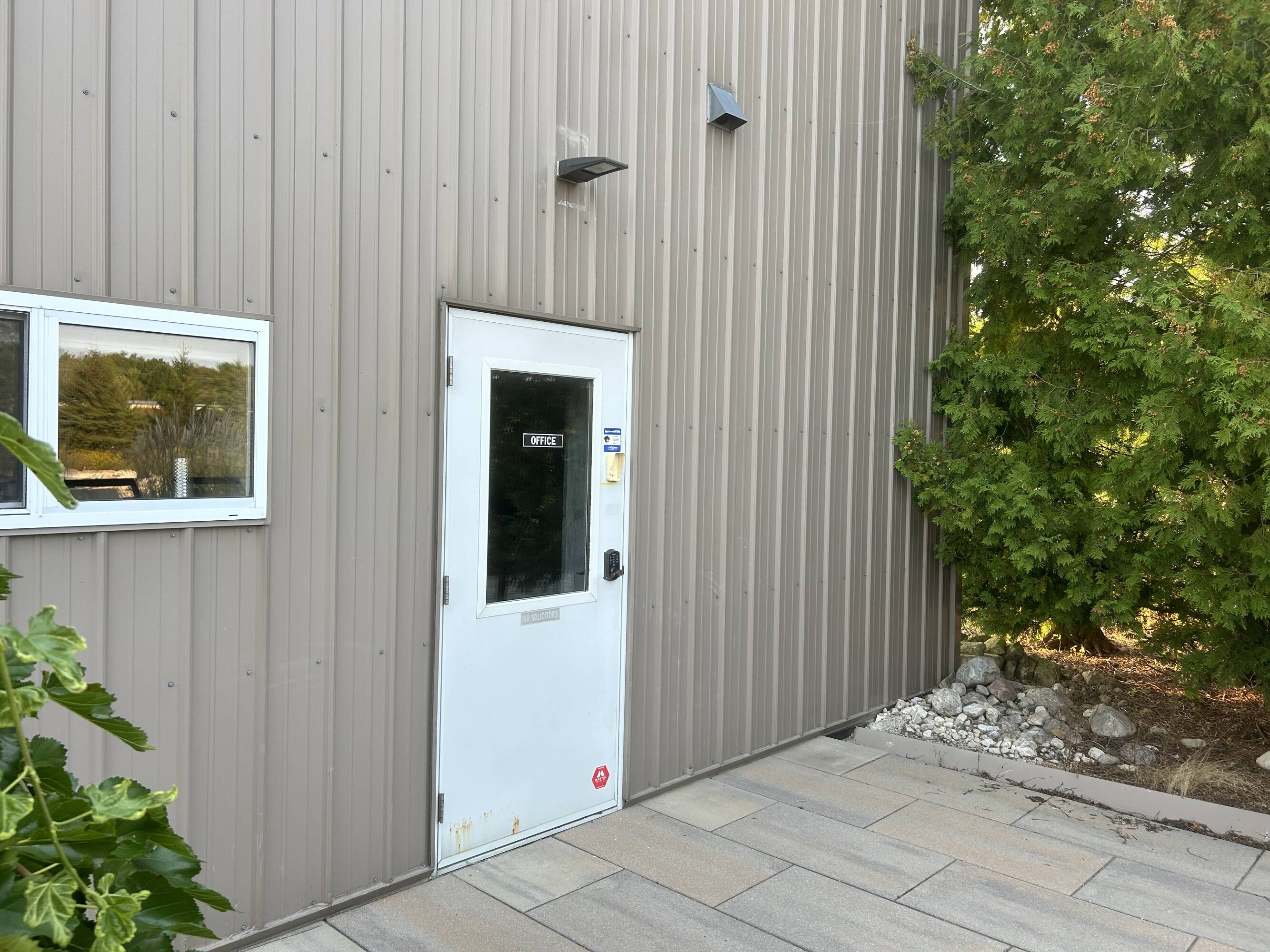 5865 WI42, Sturgeon Bay, WI 54235