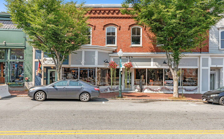 Pictures of Retail property located at 25 Main St, Amesbury, MA 01913 for lease - image #1