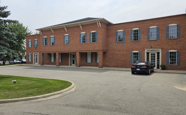 Pictures of Retail, Office property located at 4300 E Grand River Ave, Howell, MI 48843 for lease - image #1