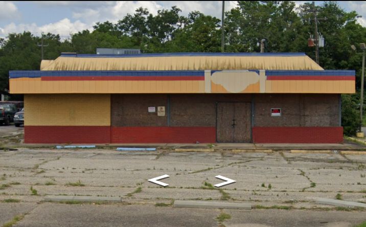 Pictures of Retail, Restaurant property located at 300 S Craft Hwy, Chickasaw, AL 36611 for lease - image #1