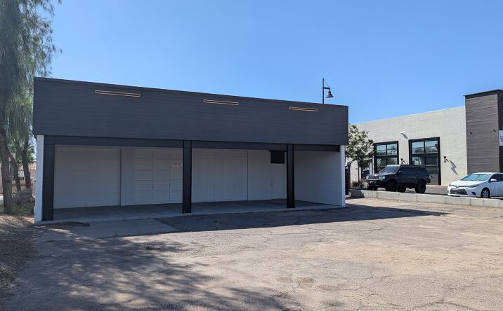 Pictures of Retail, Industrial, Restaurant property located at 5530 N 7th St, Phoenix, AZ 85012 for lease - image #1