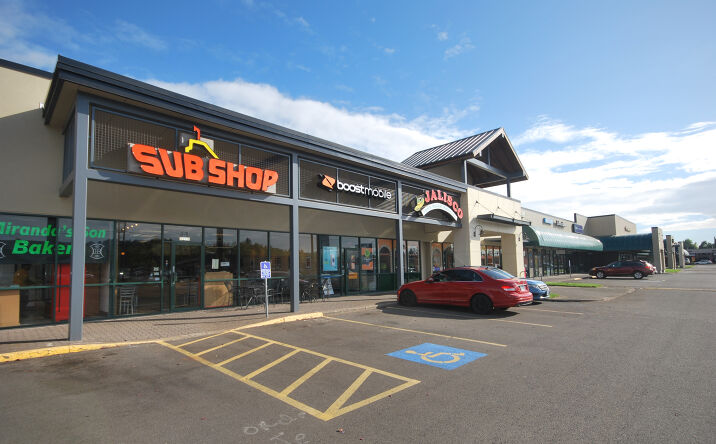 Pictures of Retail, Restaurant property located at 3009 W 11th Ave, Eugene, OR 97402 for lease - image #1