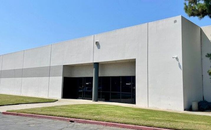 Pictures of Industrial property located at 10450 Pioneer Blvd, Santa Fe Springs, CA 90670 for lease - image #1