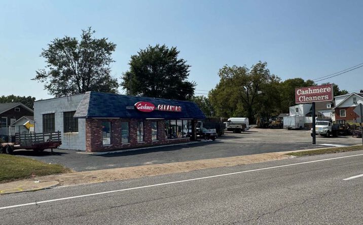 Pictures of Retail property located at 8804 Natural Bridge Rd, St. Louis, MO 63121 for lease - image #1