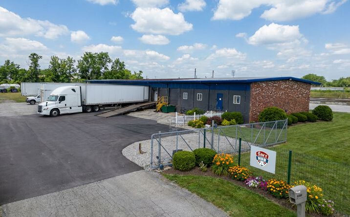 Pictures of Industrial property located at 1045 Matzinger Rd, Toledo, OH 43612 for lease - image #1
